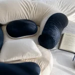 Position dormir enceinte : coussins côté gauche, dos ou ventre pour dormir sans fausse alerte