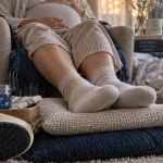 Pieds gonflés grossesse 9 mois, chevilles enflées pendant la grossesse